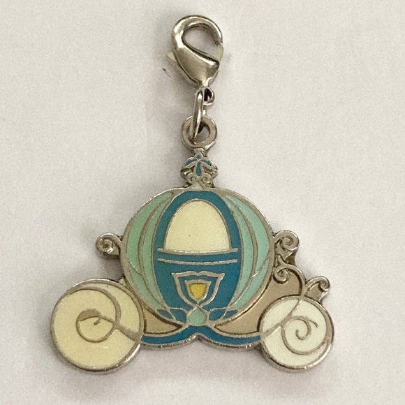 Vintage Disney Cinderella Carriage Charm Clip On for Bracelet Zipper Pull Purse - Picture 4 of 10